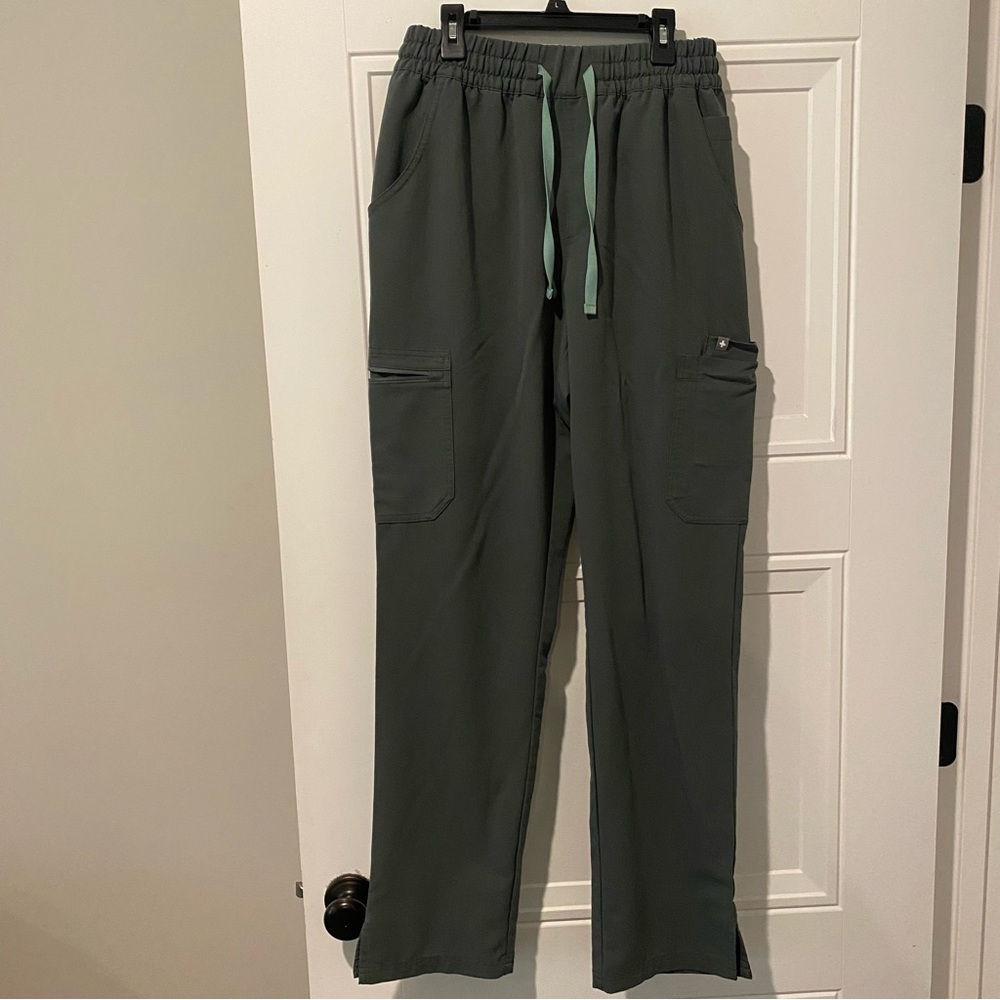 Figs Women's High Waisted Dowa Medium Tall Bonsai Pants